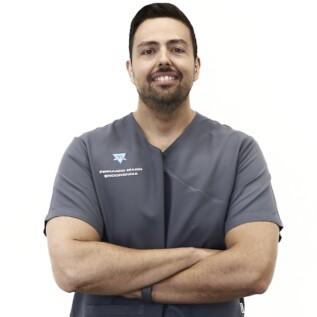 DR.FERNANDO_1280 Clínica Dental Manuel Marín